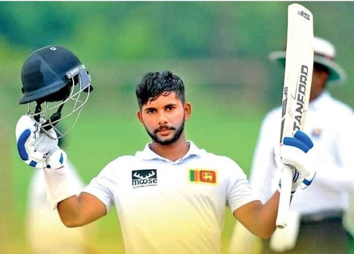 কলম্বো টেস্টেও একাই লড়ছেন দিনুশা, ফলোঅন এড়াতে দরকার ৩৯ রান