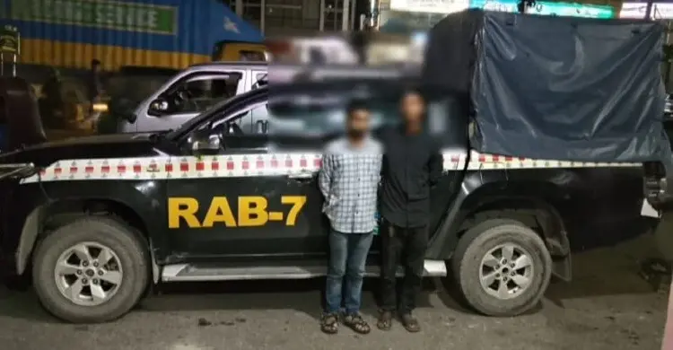 ৪৩ হাজার ইয়াবাসহ দুই মাদক কারবারি গ্রেপ্তার
