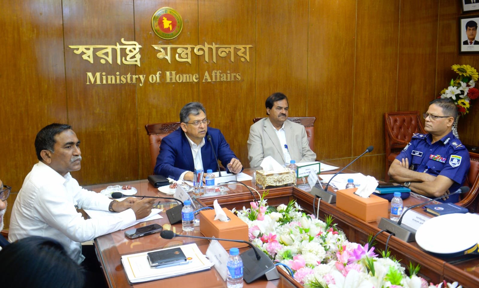 দুর্গাপূজায় দেশব্যাপী সর্বোচ্চ নিরাপত্তা নিশ্চিত করা হচ্ছে: স্বরাষ্ট্রমন্ত্রী