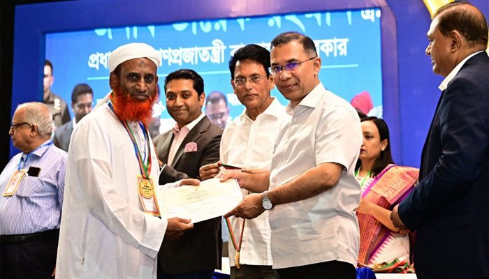 বিশ্ব শিক্ষক দিবসে ১০২ গুণী শিক্ষককে সম্মাননা দিলেন প্রধানমন্ত্রী